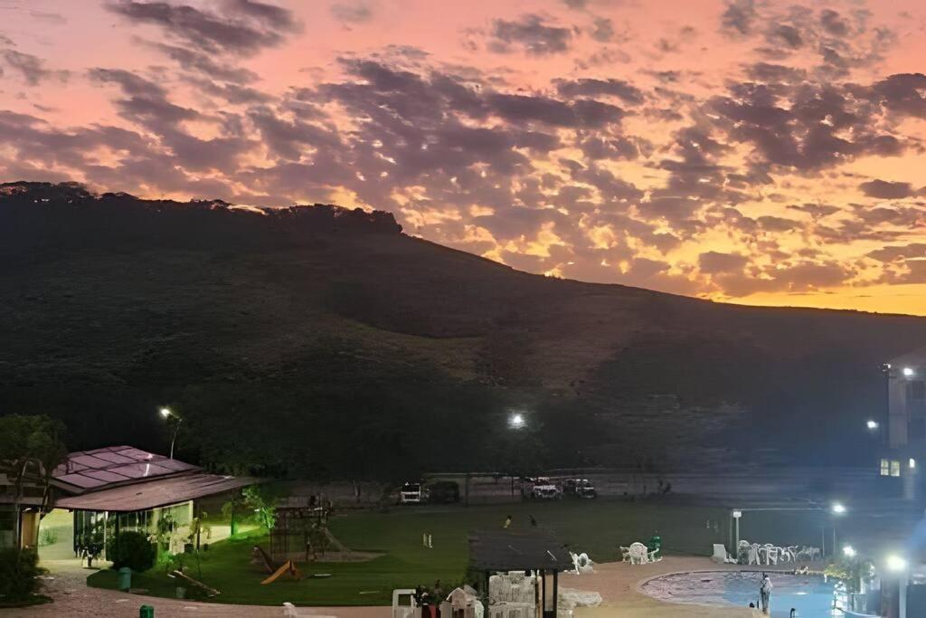 Barra do Piraí Aconchegante Flat B308 - Refugio No Aldeia Das Aguas מראה חיצוני תמונה
